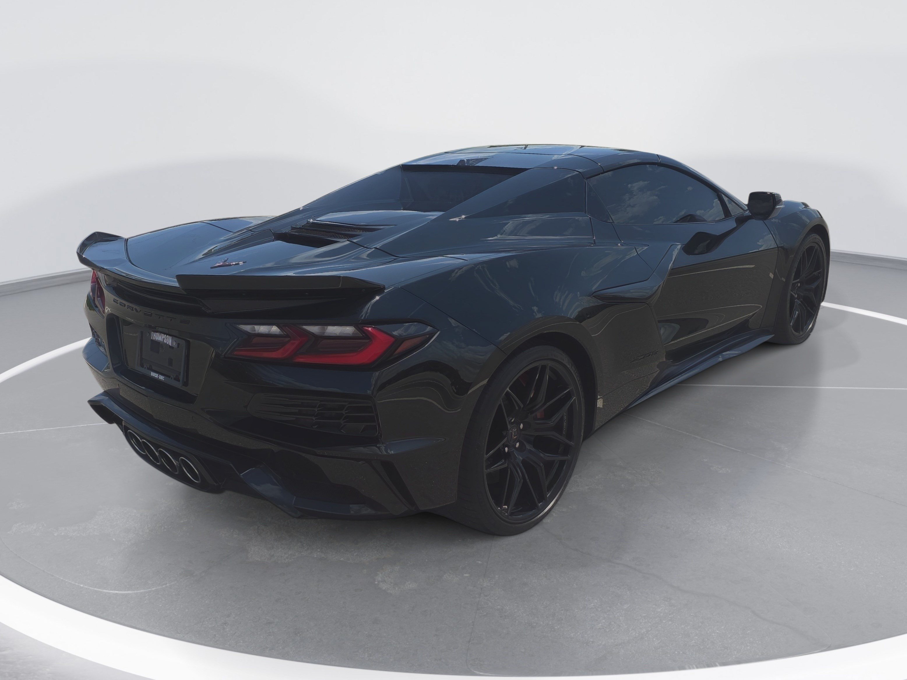 Used 2024 Chevrolet Corvette Z06 w/ Battery Protection Package RWD image 3
