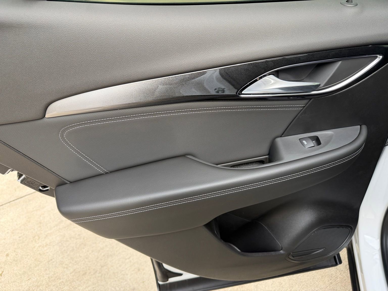 New 2026 Buick Envision Preferred image 32