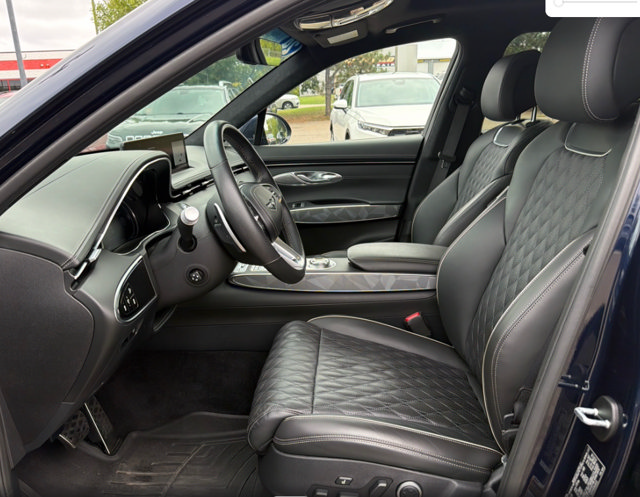 Used 2024 Genesis GV70 3.5T Sport w/ Sport Advanced Package AWD/4WD image 6