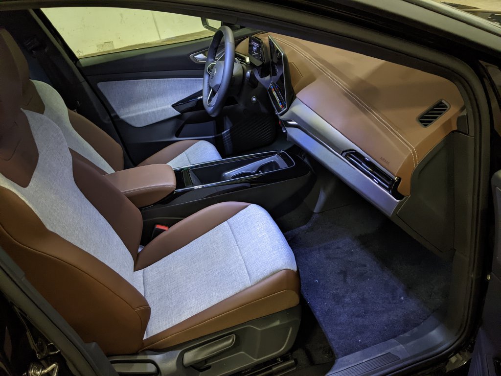 New 2026 Volkswagen ID.4 Pro AWD/4WD image 21