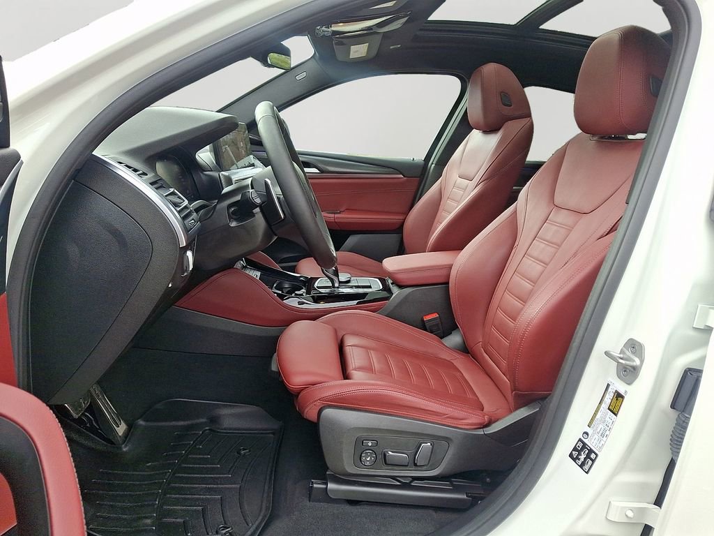 Certified 2024 BMW X4 xDrive30i w/ Premium Package image 14