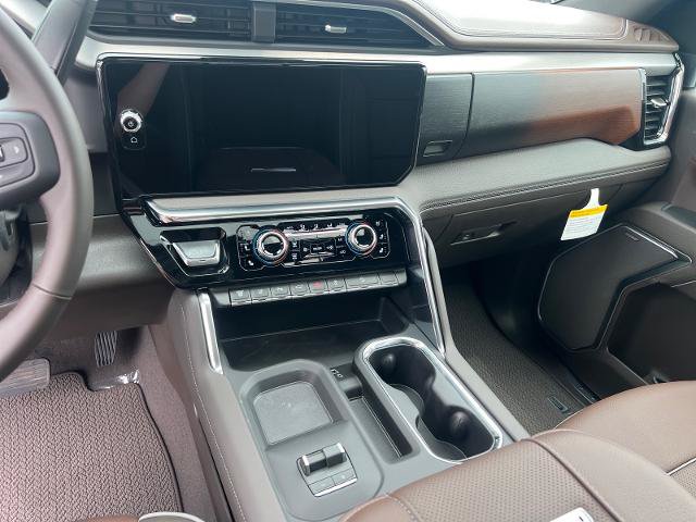 New 2026 GMC Sierra 3500 Denali AWD/4WD image 12
