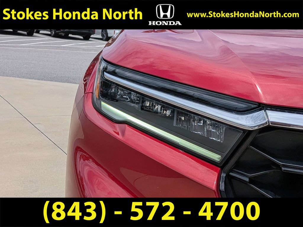 Certified 2025 Honda Pilot Touring image 14
