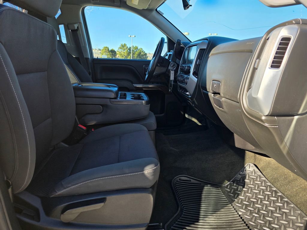 Used 2017 GMC Sierra 1500 SLE w/ SLE Value Package image 31