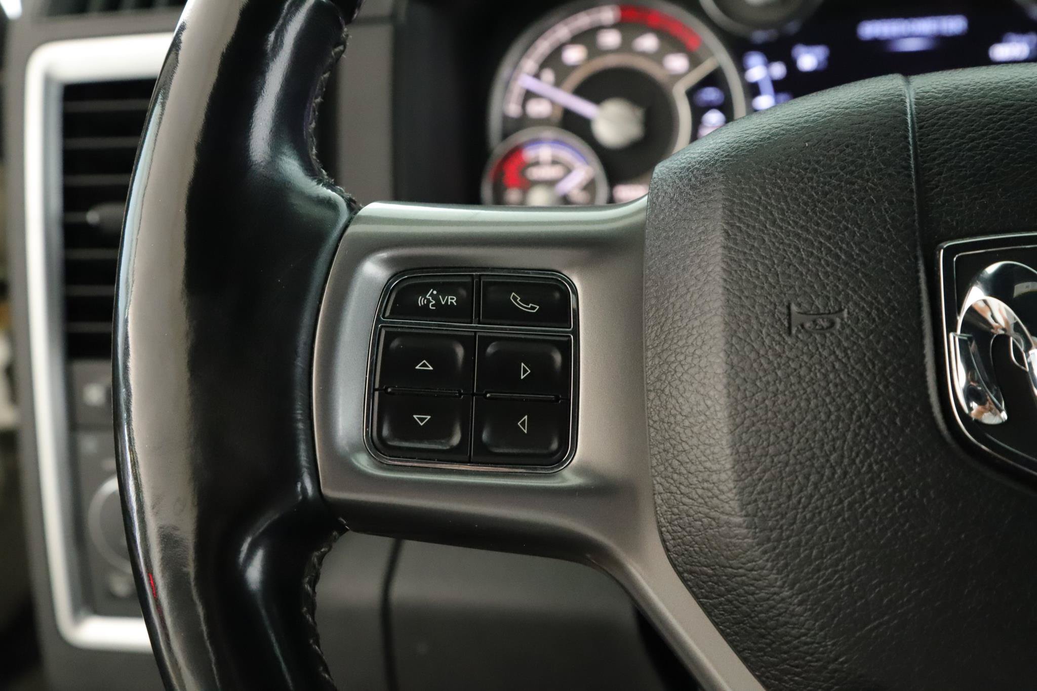 Used 2018 RAM 2500 Limited AWD/4WD image 12