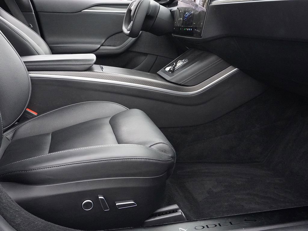 Used 2022 Tesla Model S Plaid image 29