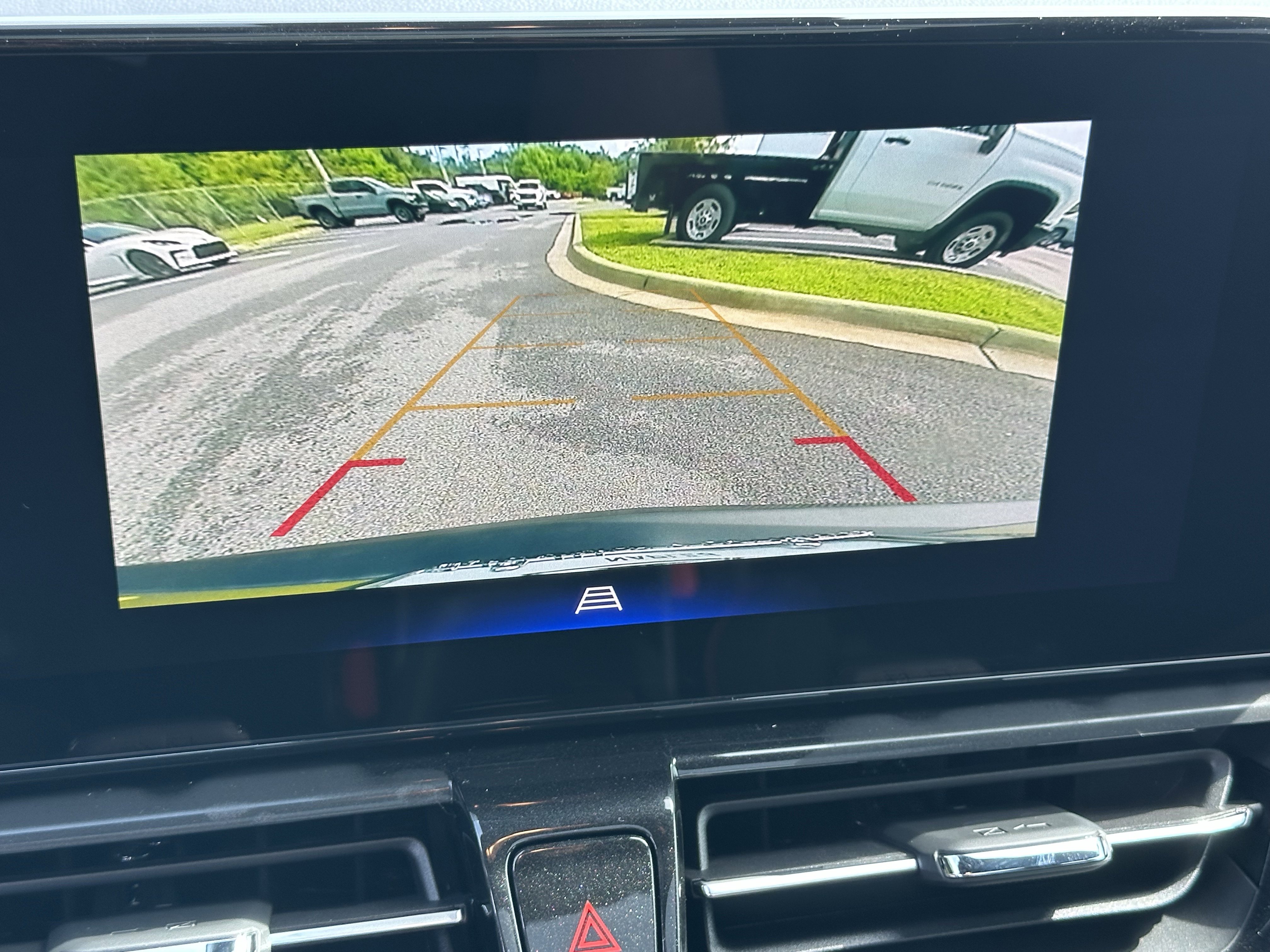 New 2025 Chevrolet TrailBlazer RS w/ Convenience Package image 26