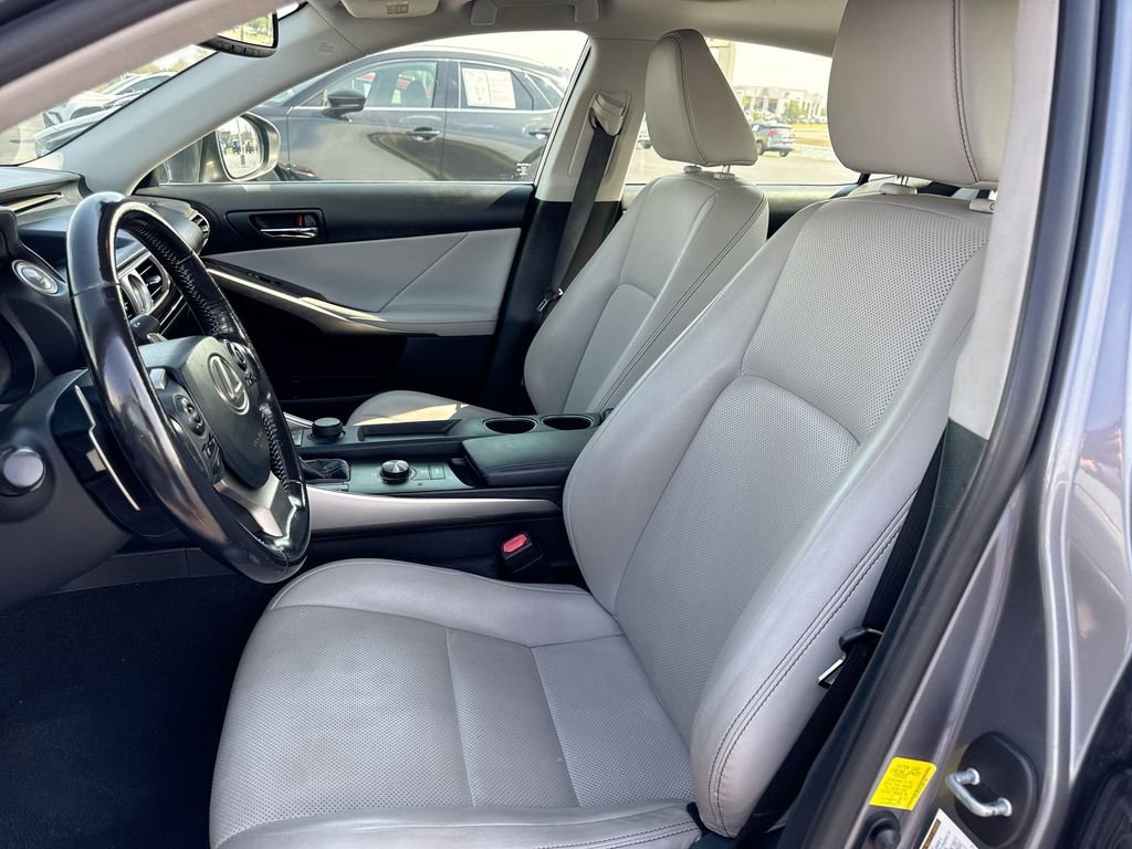 Used 2016 Lexus IS 300 AWD w/ Premium Package image 11