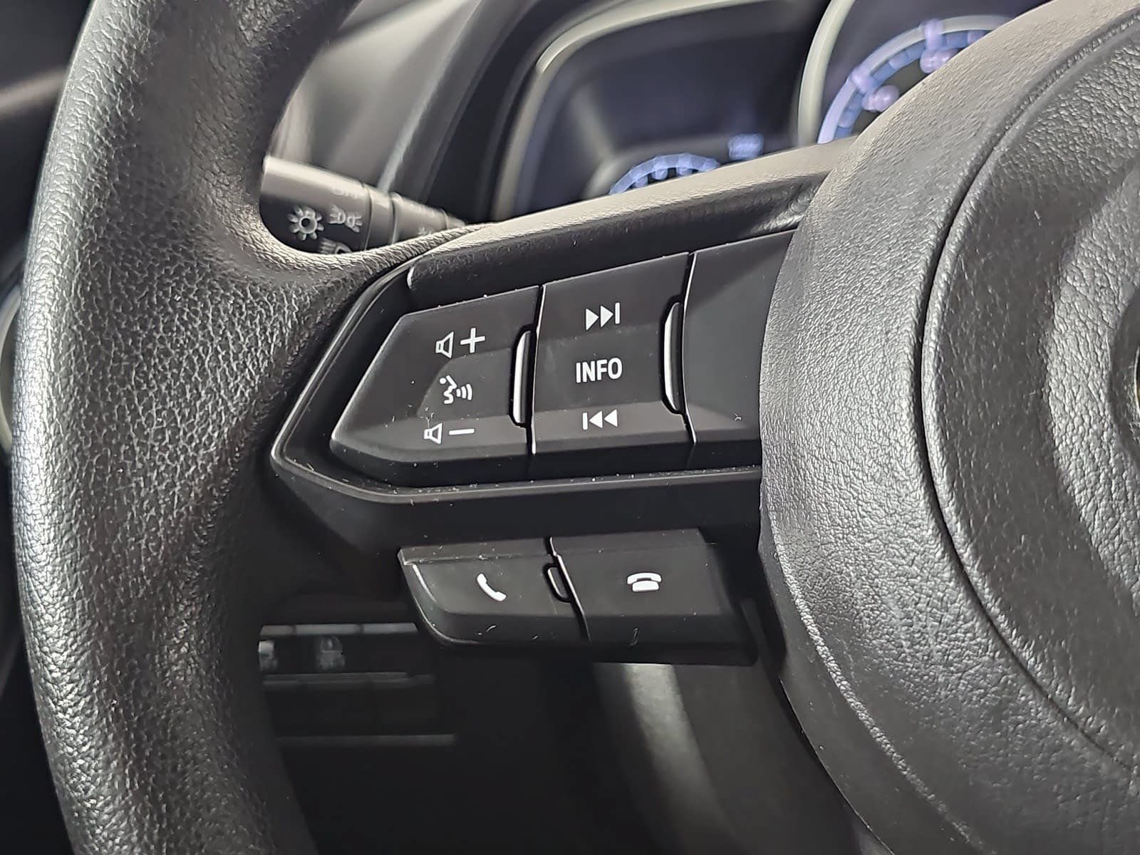 Used 2019 Toyota Yaris LE FWD image 16