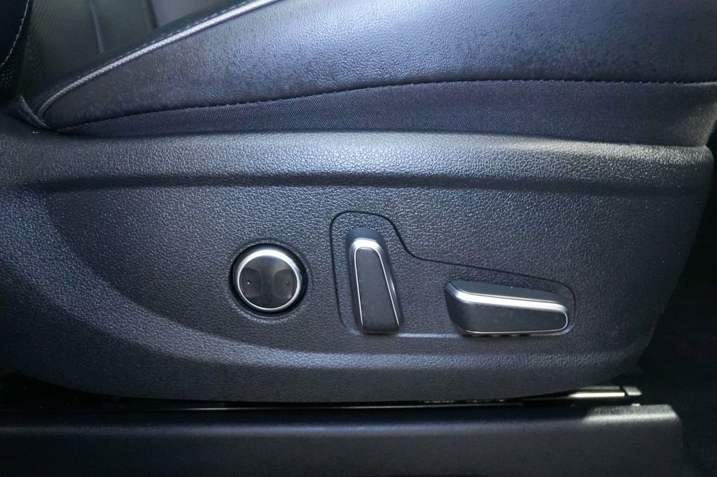 Used 2024 Hyundai Palisade Calligraphy image 33