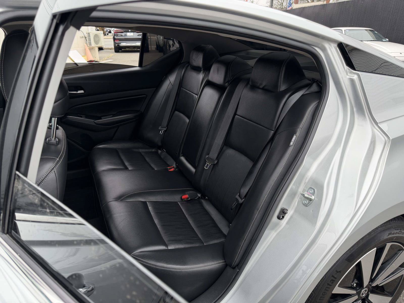 Used 2022 Nissan Altima 2.5 SL FWD image 27