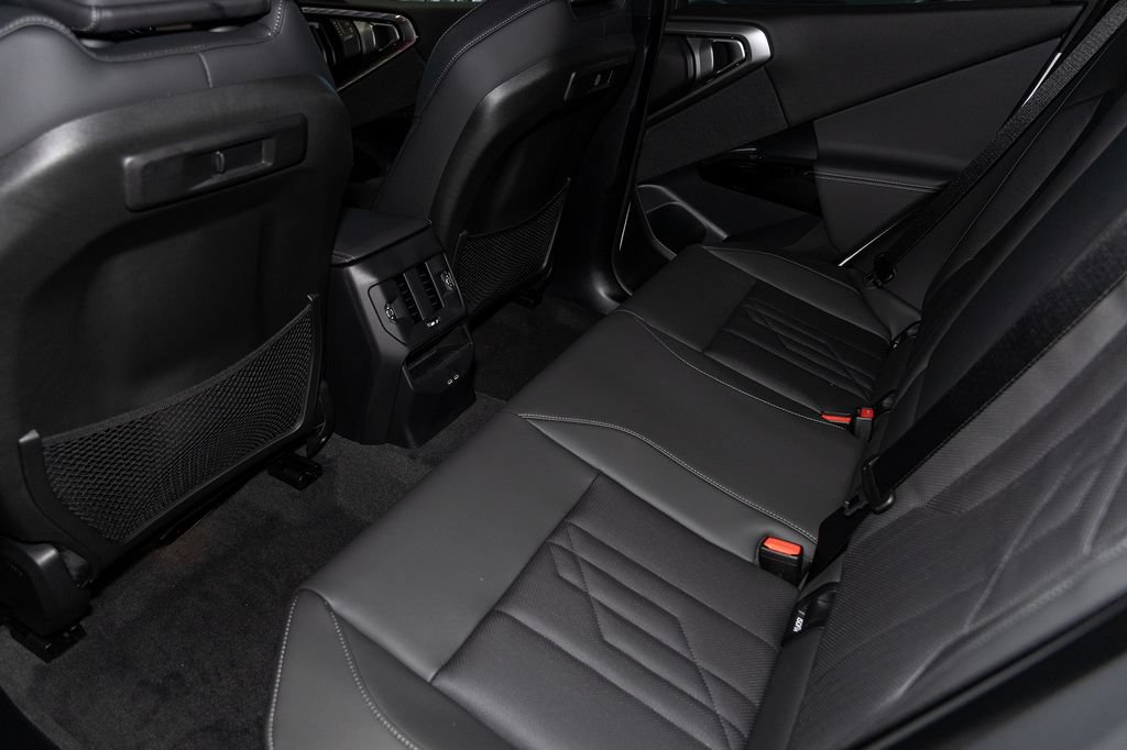 New 2026 BMW X3 xDrive30i w/ Premium Package AWD/4WD image 9