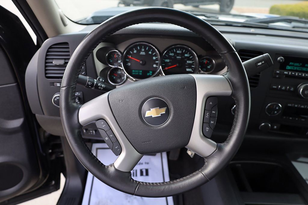 Used 2009 Chevrolet Silverado 2500 W/T image 13