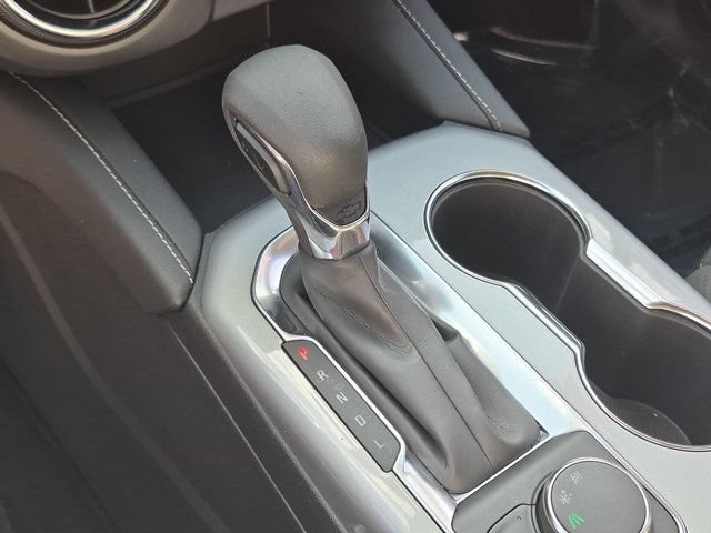 Used 2025 Chevrolet Blazer LT FWD image 19