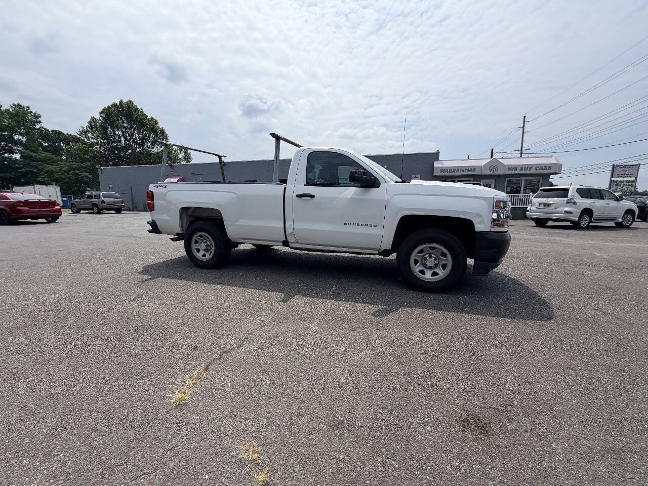 Used 2017 Chevrolet Silverado 1500 W/T w/ Trailering Package AWD/4WD image 13