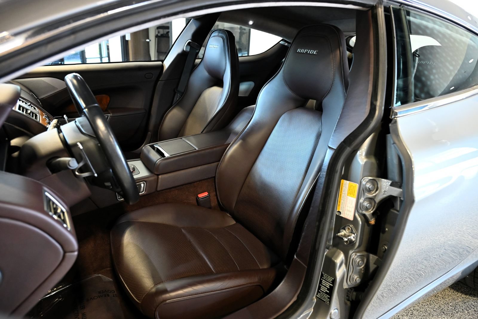 Used 2011 Aston Martin Rapide RWD image 30