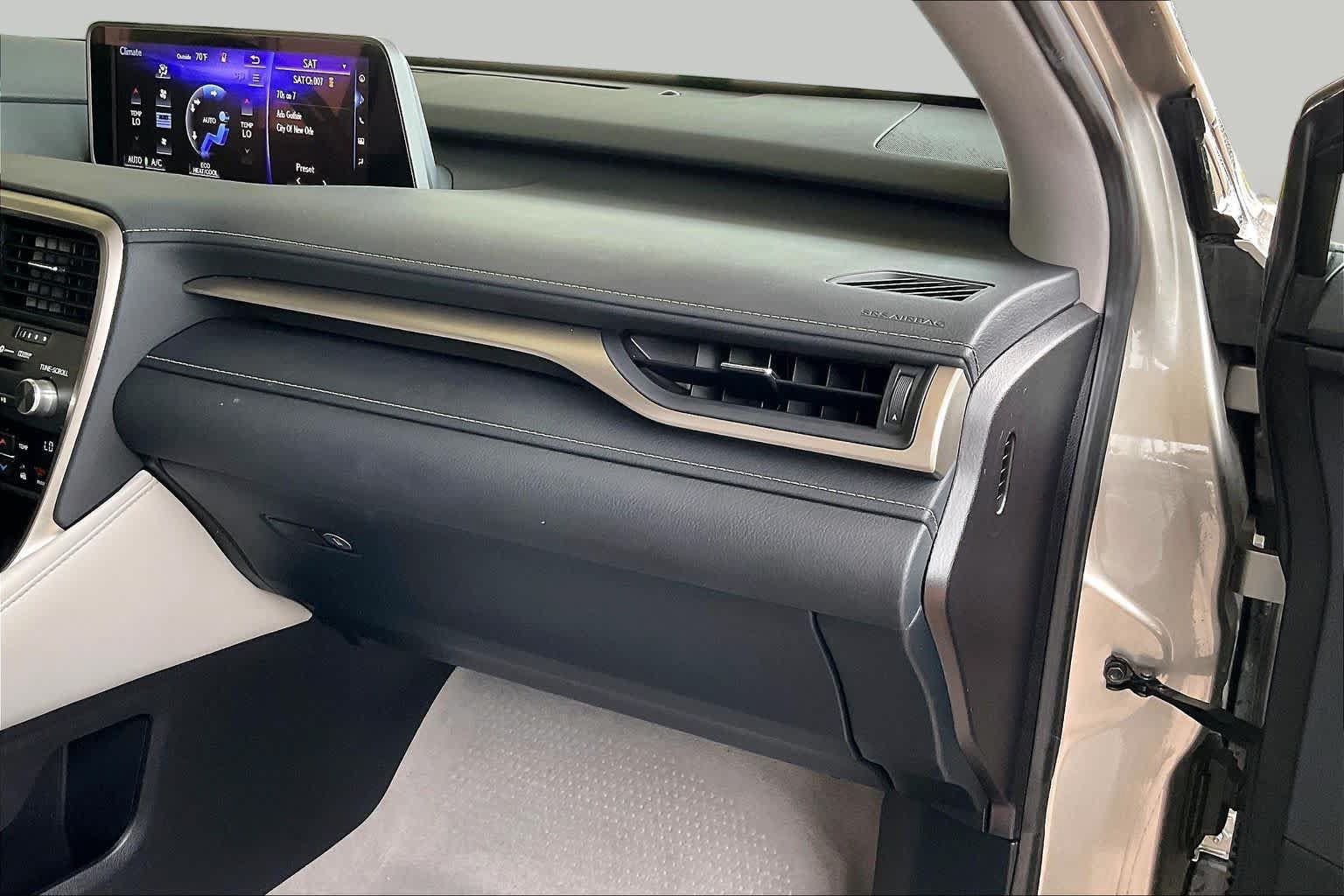 Used 2019 Lexus RX 350 FWD w/ Navigation Package image 16