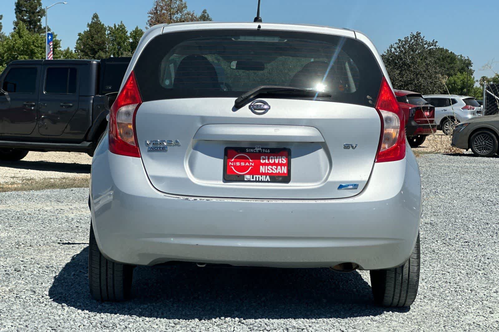Used 2015 Nissan Versa Note SV FWD image 8