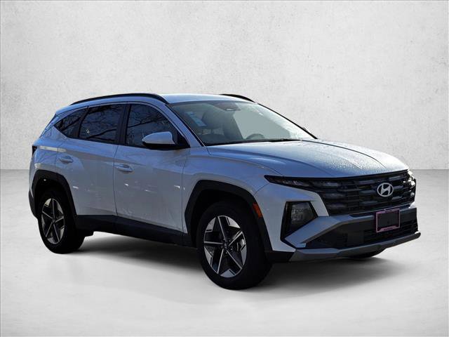 Certified 2025 Hyundai Tucson SEL image 3