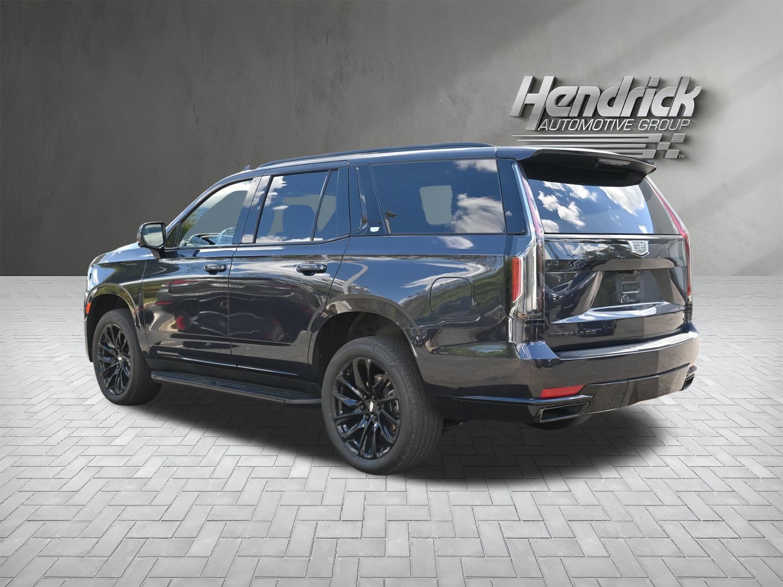 Used 2023 Cadillac Escalade Sport w/ LPO, ONYX Package AWD/4WD image 7