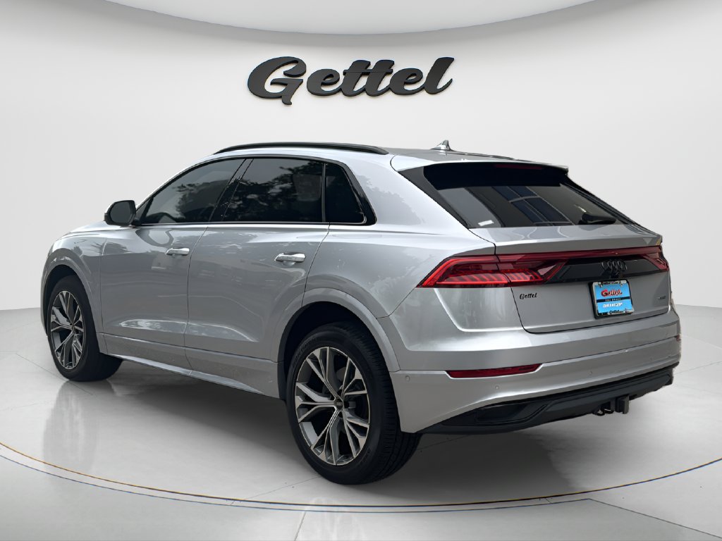 Used 2022 Audi Q8 Premium w/ Convenience Package AWD/4WD image 7