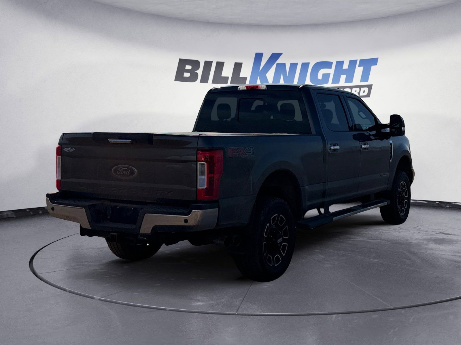 Used 2019 Ford F250 Lariat w/ Chrome Package image 5