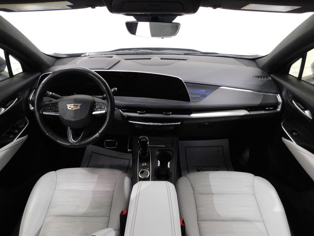 Used 2024 Cadillac XT4 Sport image 37