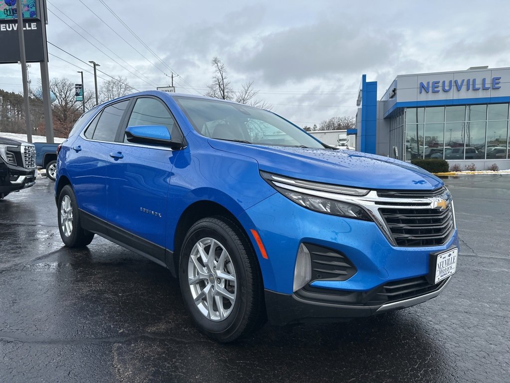 Used 2024 Chevrolet Equinox LT w/ LPO, Floor Liner Package image 1