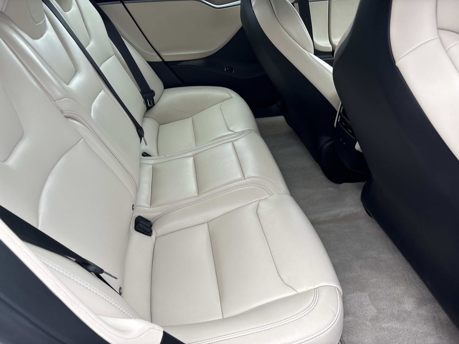 Used 2019 Tesla Model S 100D image 33