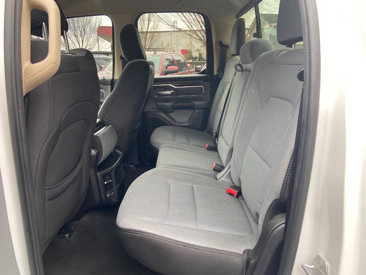 Used 2019 RAM 1500 Big Horn AWD/4WD image 17