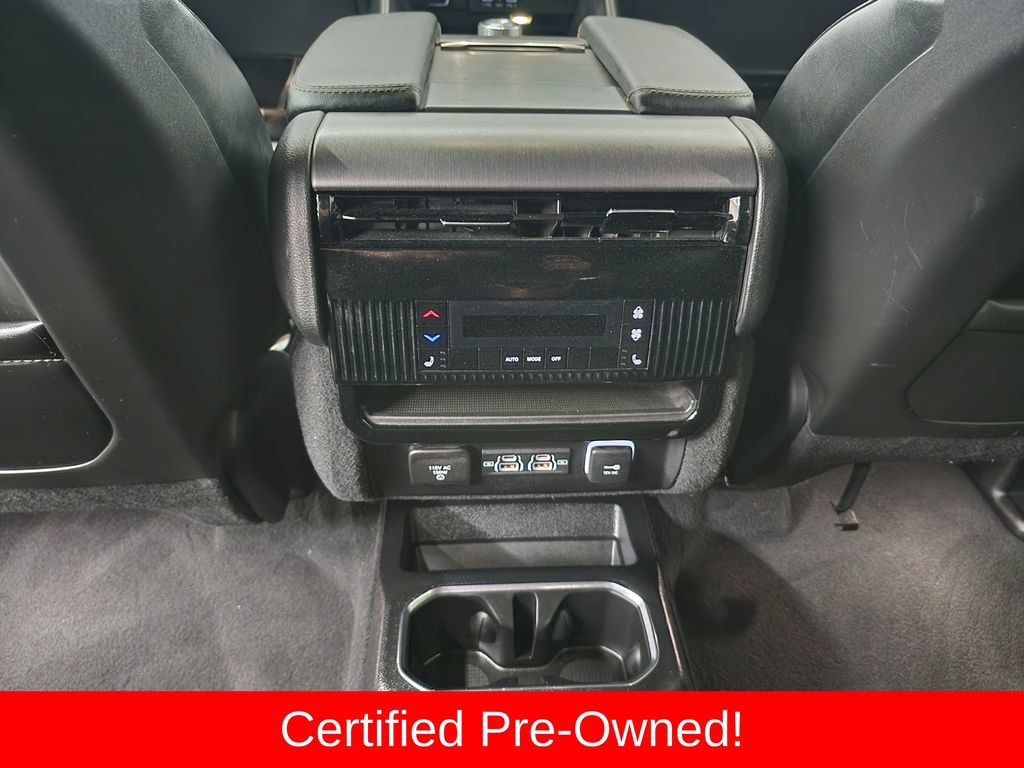 Certified 2025 Jeep Wagoneer Series II AWD/4WD image 25
