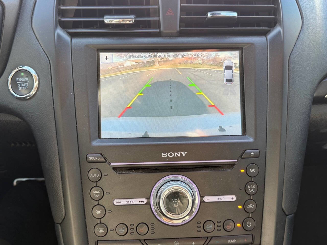 Used 2018 Ford Fusion Energi Titanium image 10