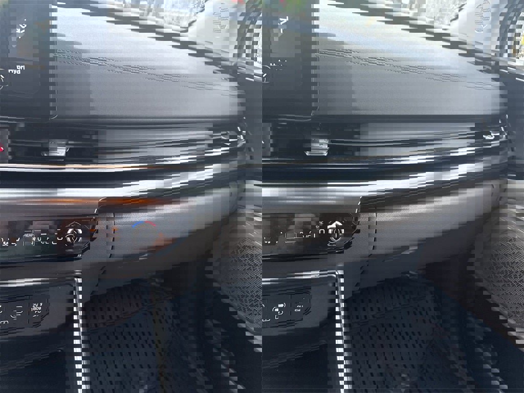 New 2026 Kia Carnival LXS image 11
