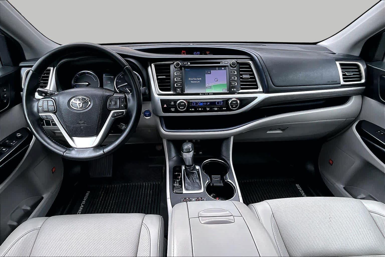 Used 2019 Toyota Highlander Limited AWD/4WD image 16