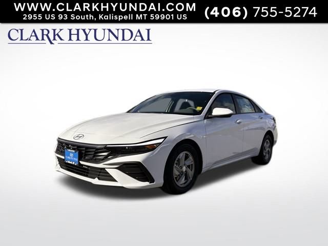 Used 2025 Hyundai Elantra SE image 1