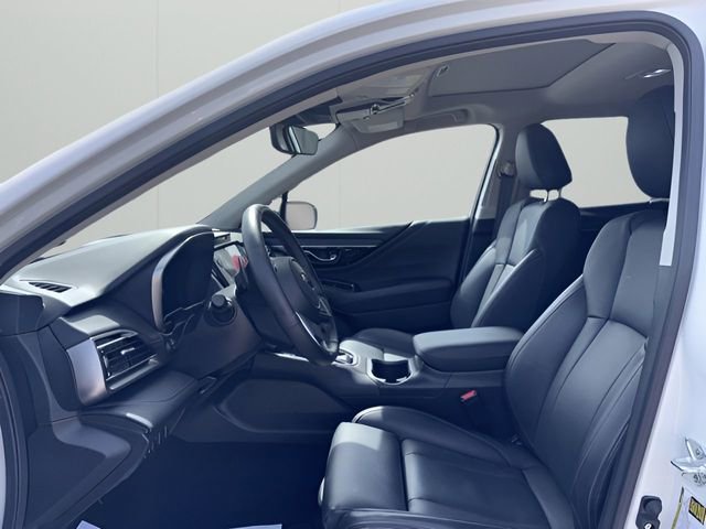 Used 2025 Subaru Outback Limited image 12