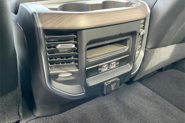 Used 2025 RAM 3500 Laramie image 25