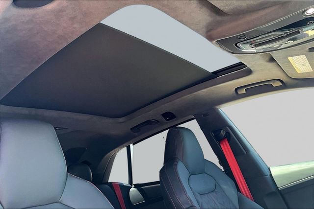 New 2026 Audi SQ8 Prestige AWD/4WD image 17