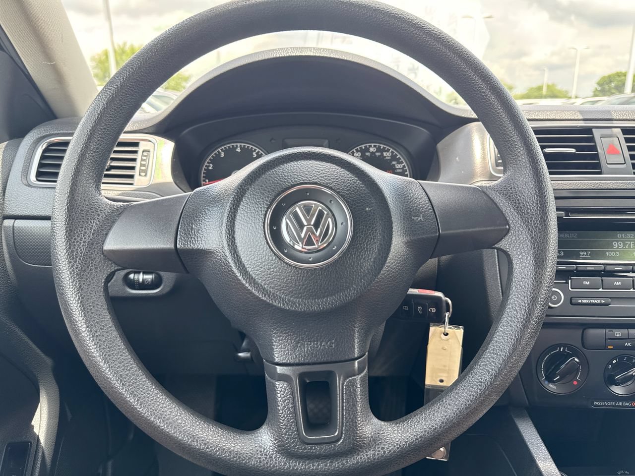 Used 2013 Volkswagen Jetta S FWD image 30