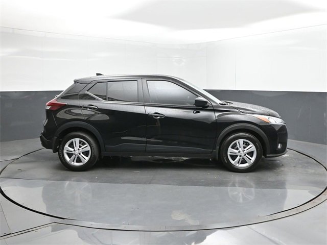 New 2025 Nissan Kicks Play S image 26