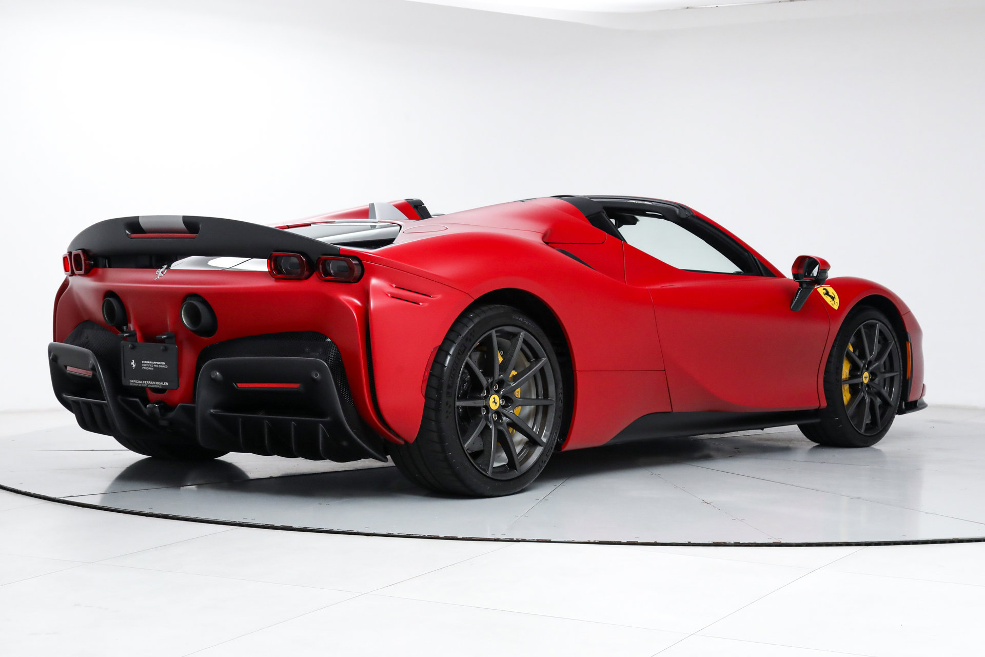 Certified 2024 Ferrari SF90 Spider AWD/4WD image 3