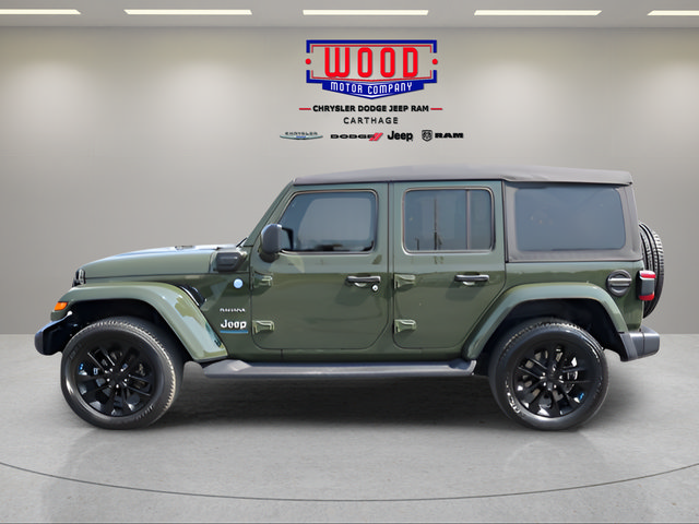 Used 2023 Jeep Wrangler Unlimited Sahara w/ Cold Weather Group AWD/4WD image 11