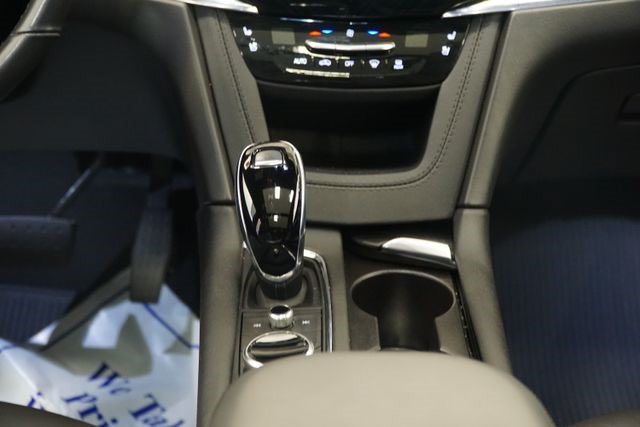 Certified 2023 Cadillac XT6 Premium Luxury w/ Technology Package AWD/4WD image 15