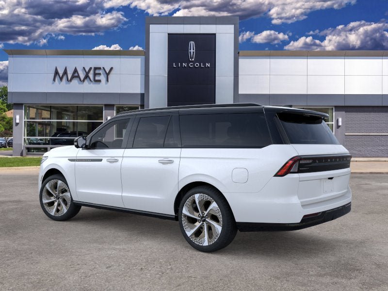 New 2026 Lincoln Navigator L Black Label AWD/4WD image 4