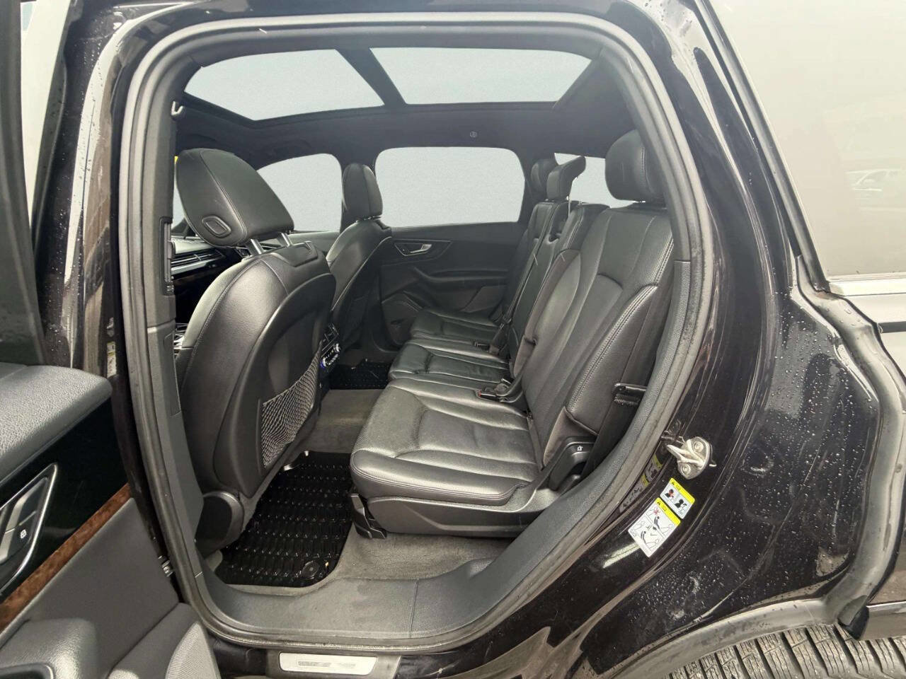 Used 2018 Audi Q7 3.0T Prestige w/ Prestige Package AWD/4WD image 25