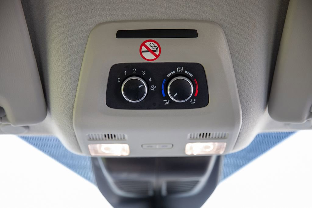 Used 2016 Ford Transit 350 XL image 19