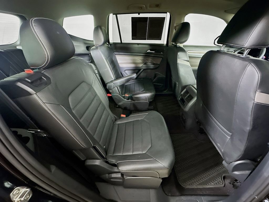 Used 2021 Volkswagen Atlas SEL Premium image 11