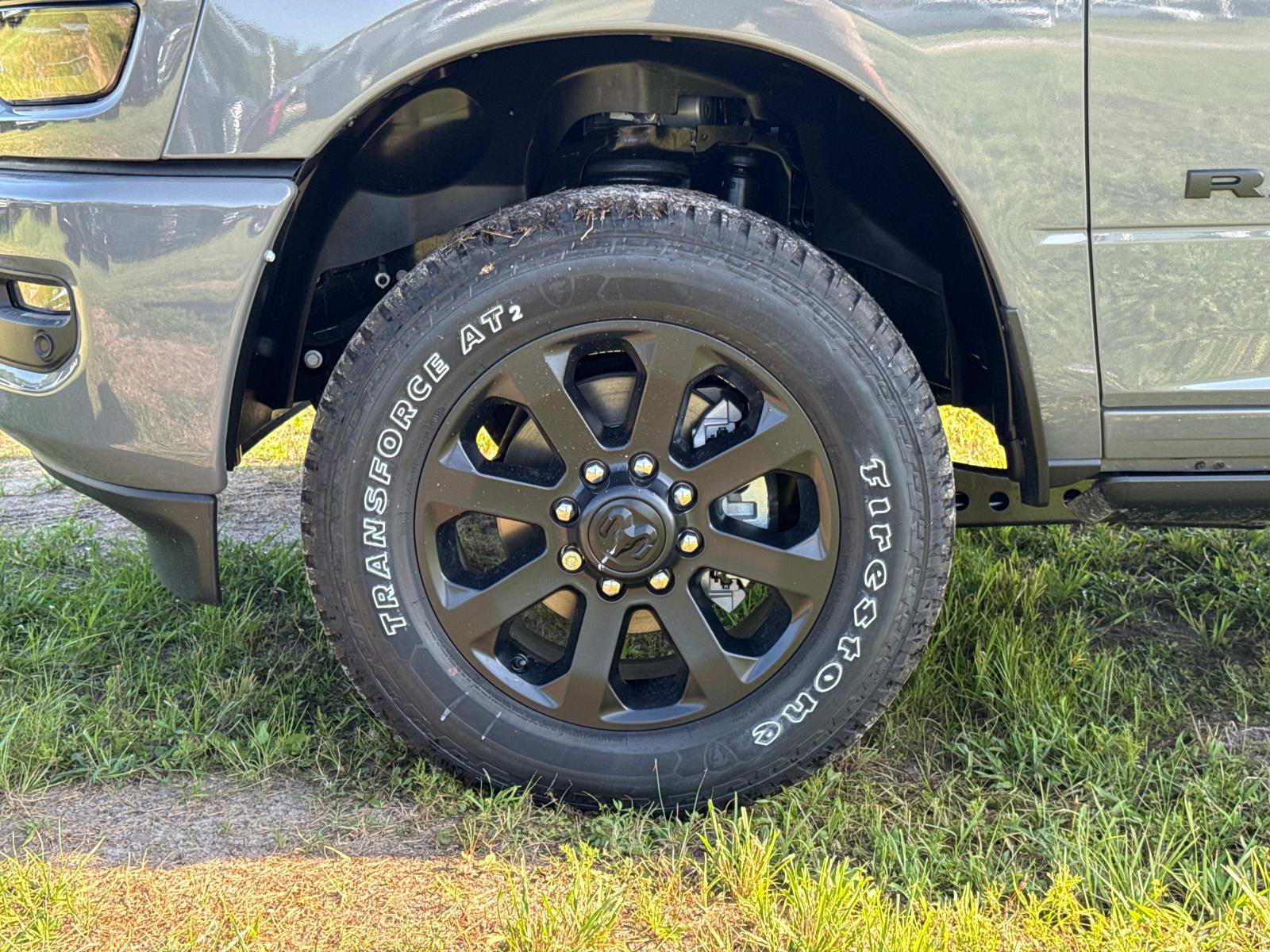 New 2026 RAM 2500 Laramie AWD/4WD image 10