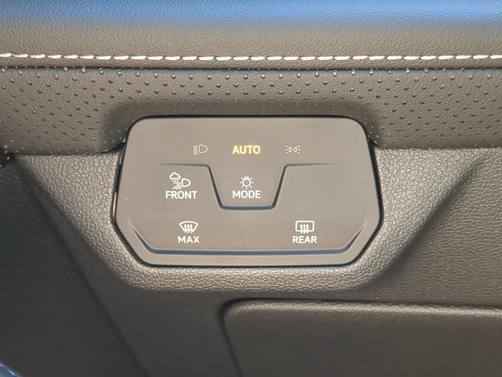 New 2026 Volkswagen Atlas Cross Sport SE FWD image 27