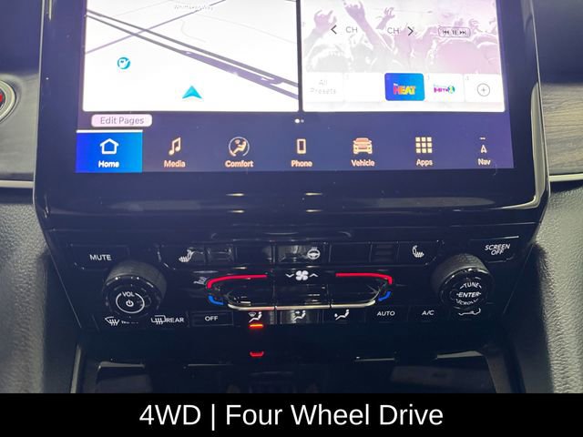 New 2025 Jeep Grand Cherokee Limited w/ Trailer Tow Package image 3